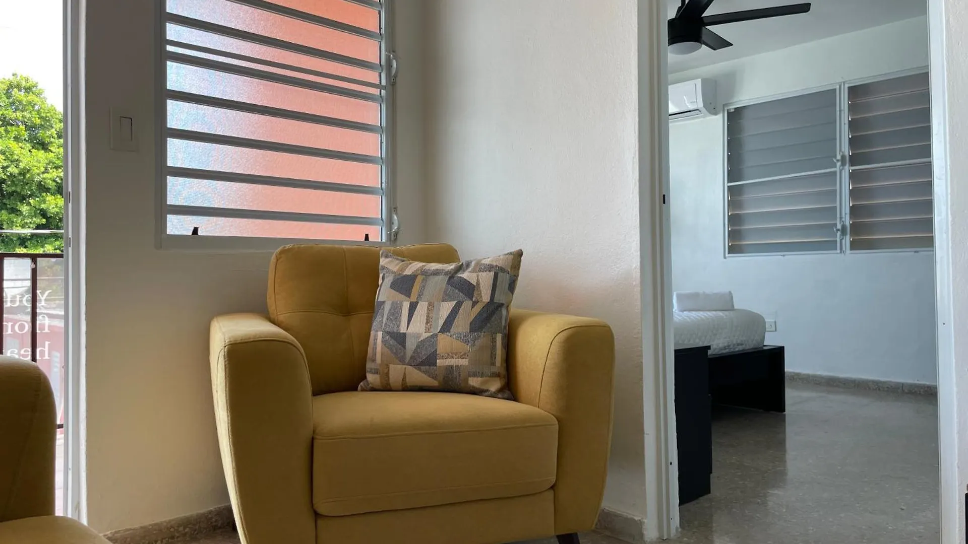 Mont Residence Offering A Loft And 3 Bedroom Apartment Steps From The Ferry 비에케스 푸에르토리코